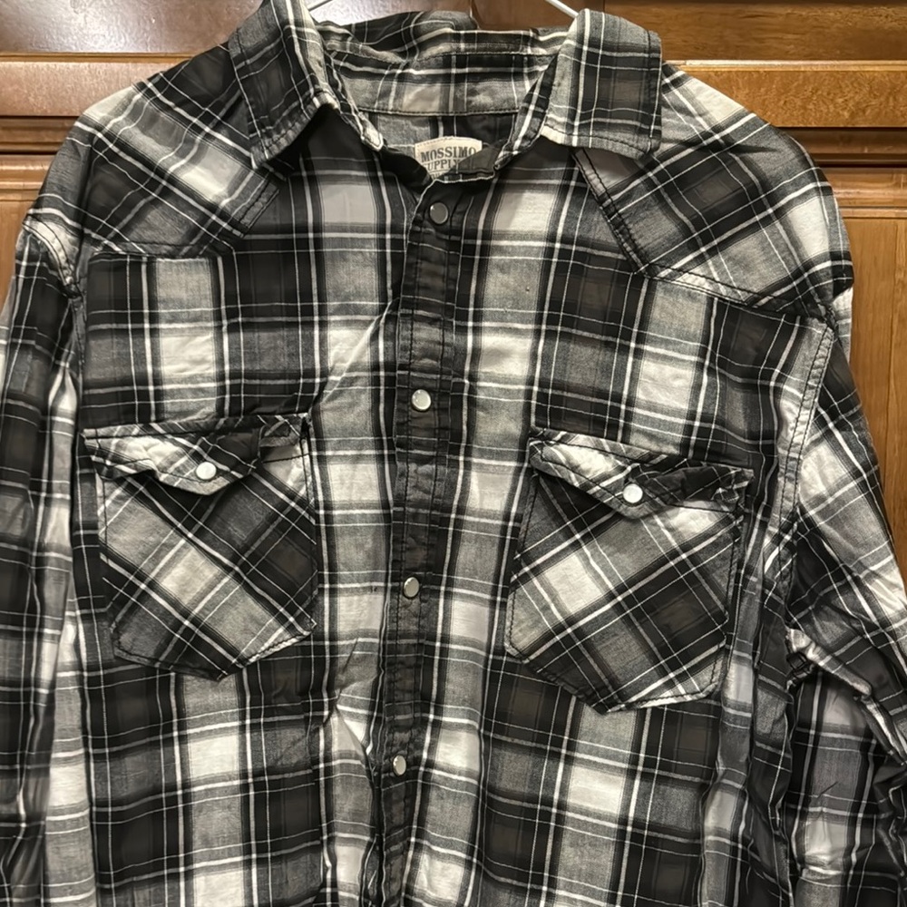 Vintage Mossimo Supply Co Black and White Casual Pearl Snap Shirt